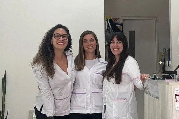 Agus, Yami y Pauli, dueñas de Óptica Iris